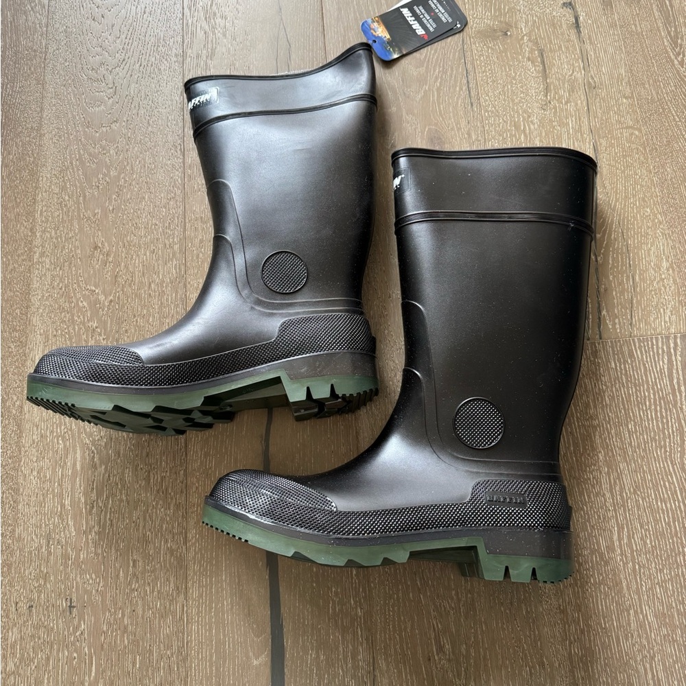 Baffin Enduro mud boots
